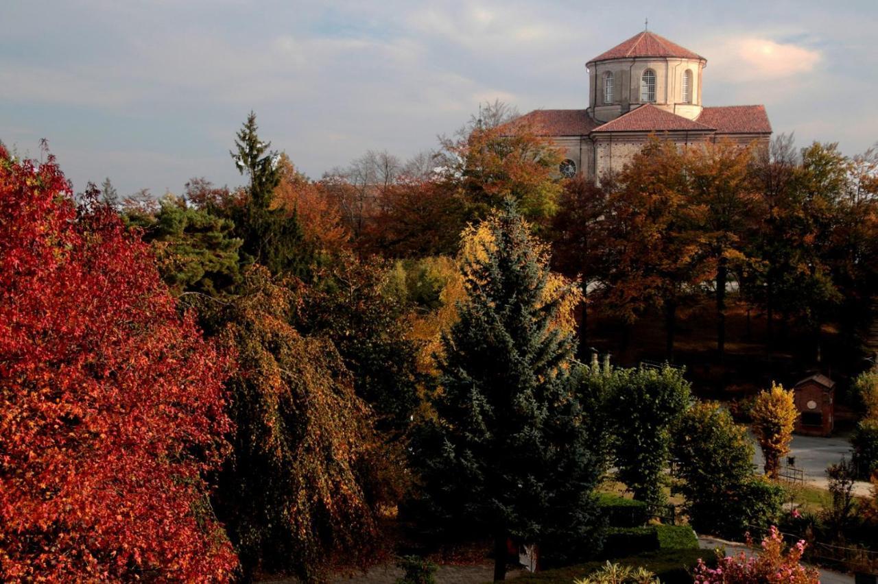 Santuario Di Graglia Aparthotel Exteriör bild