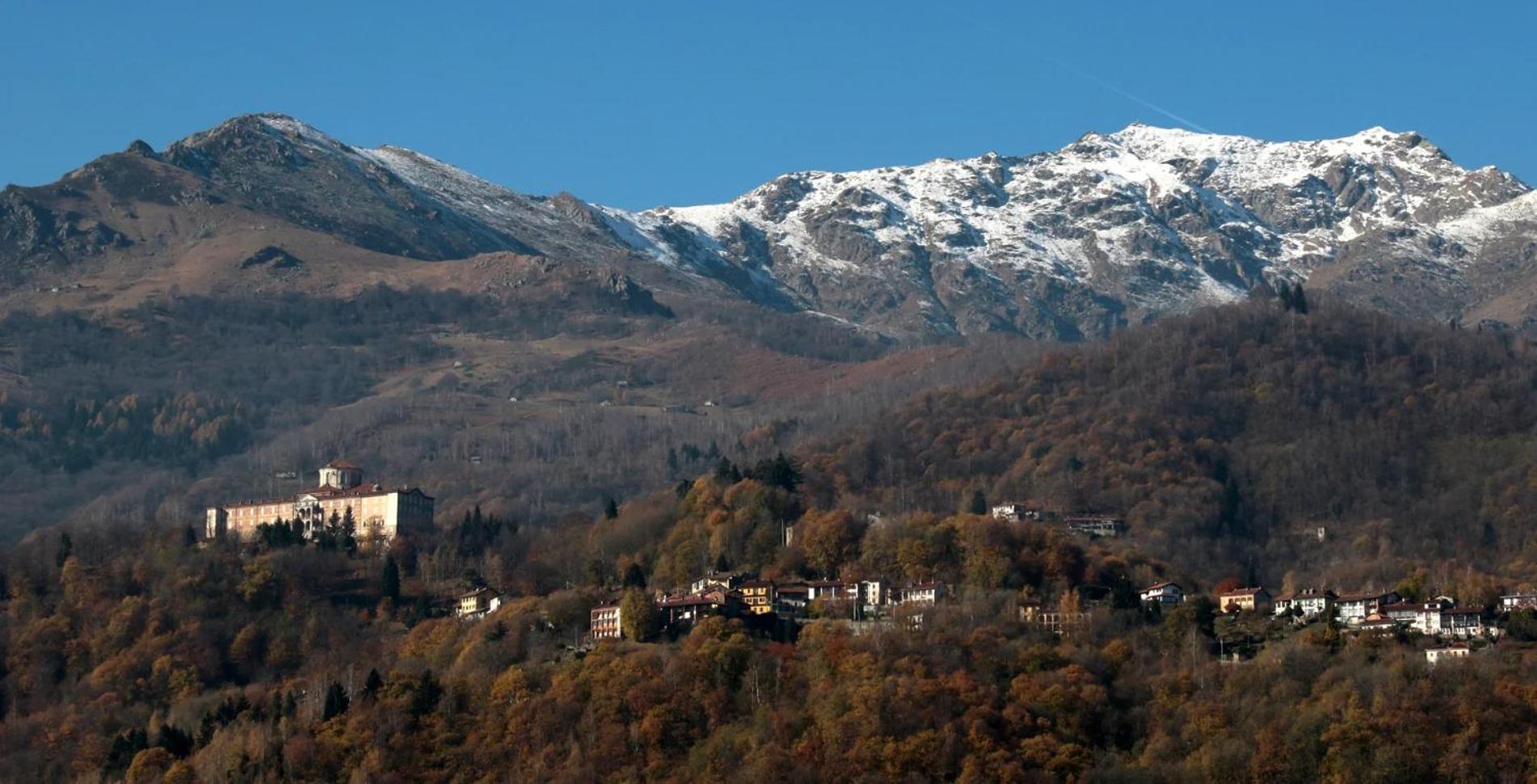 Santuario Di Graglia Aparthotel Exteriör bild
